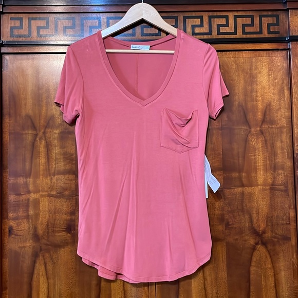 Another Love Tops - Another Love casual Women’s top Size Small short sleeve tee has front pocket NWT